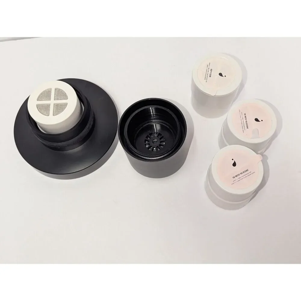 Jolie Filtered Showerhead Jet Black NEW Open Box + 1-Year Filter Bundle 4 Total